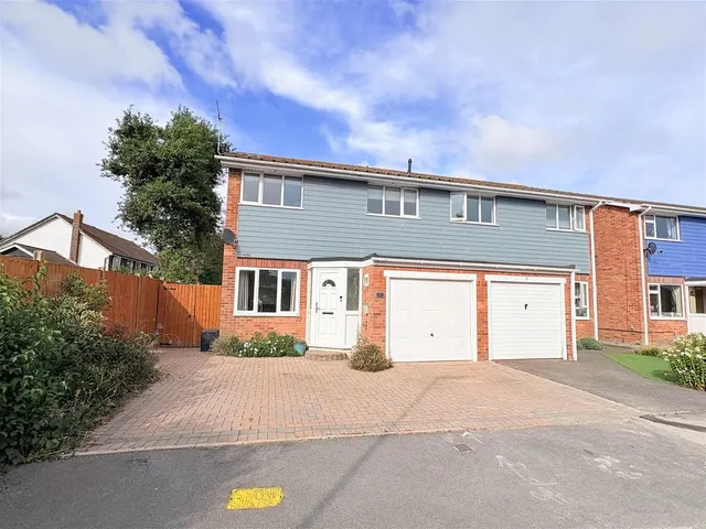 Andrew Place, Hill Head, Fareham, photo 1