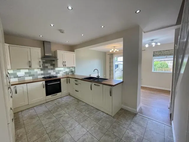 Photo 2 — Hall Way, Sutton-in-Craven, Keighley, BD20 7NJ