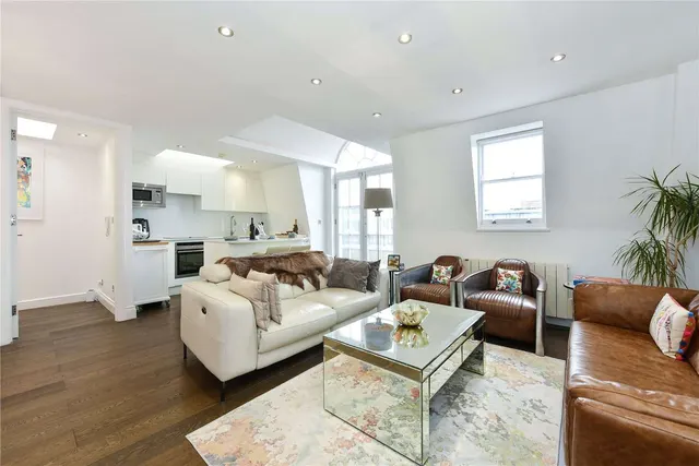 Photo 2 — Upper Berkeley Street, London, W1H 7DB