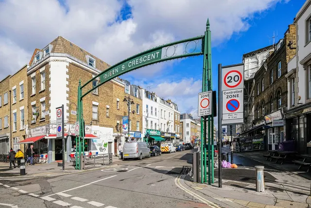 Queens Crescent, Kentish Town, NW5, photo 1