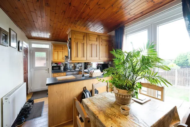 Photo 3 — Weatherhouse Terrace, Halifax, West Yorkshire, HX2