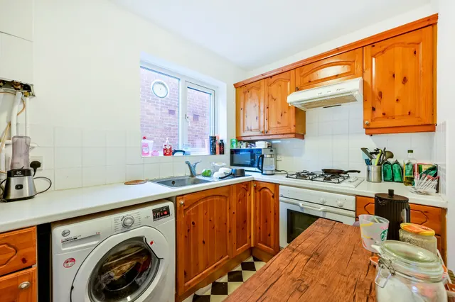 London, SW15, photo 2