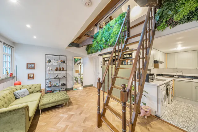 Princes Avenue, Muswell Hill, London, N10, photo 1