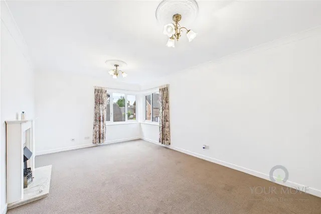 Pond Farm Close, Duston, NN5, photo 2