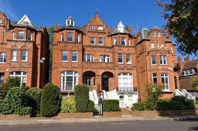 Belsize Lane, London, NW3, photo 3