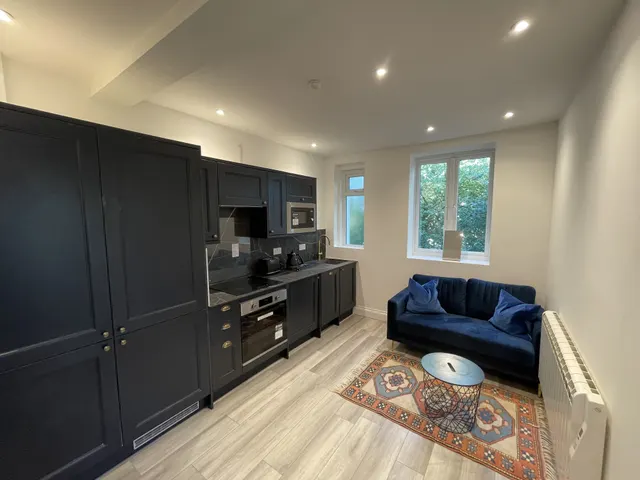 Methuen Close, Bournemouth, BH8, photo 1