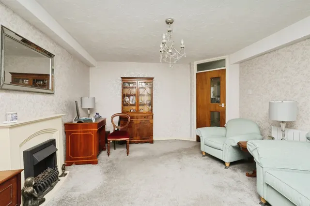 Photo 3 — Hartington Place, Eastbourne