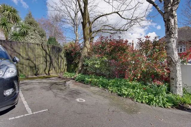 Photo 2 — 16 Beechey Road, Bournemouth BH8 8LL