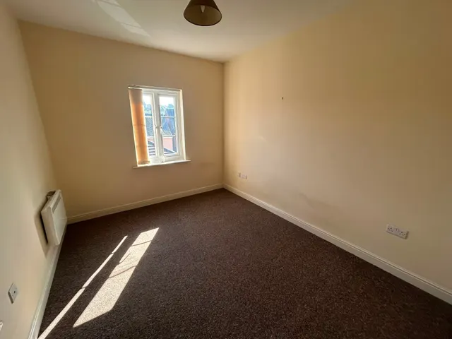 Heron Drive, Hengoed, CF82, photo 2