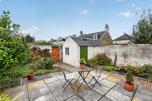 Photo 2 — 24B Prestwick Road, Ayr, KA8 8LB
