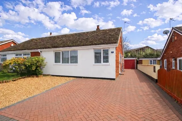 Ferndale Close, Burntwood, Burntwood, WS7 4US, photo 1