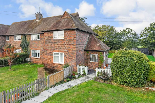 Glebe Road, Cranleigh, GU6, photo 1
