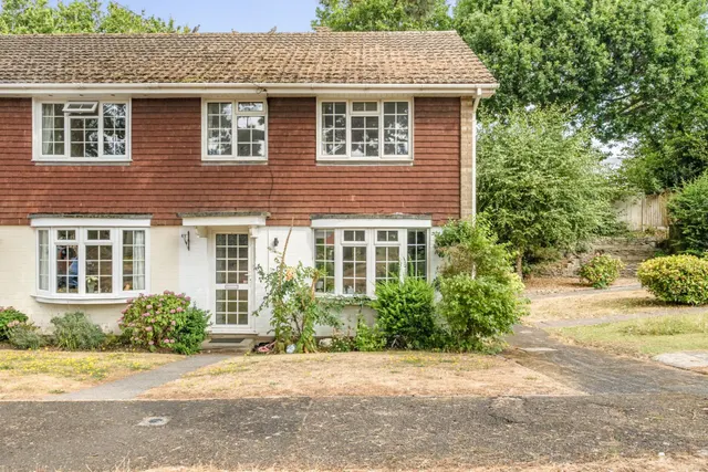 Lymington, SO41, photo 1