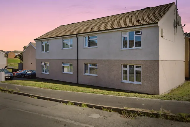 Broadgorse Close, Chesterfield, S40, photo 1