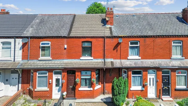 Low Bank Road, Ashton-In-Makerfield, Wigan, Wigan, WN4 9RZ, photo 1