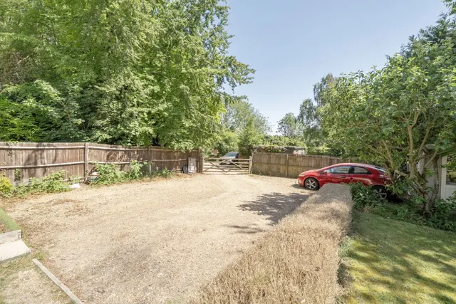 Bournefields, Twyford, SO21, photo 3