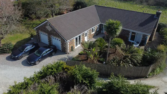 Tye Hill Close, Trewoon, photo 1