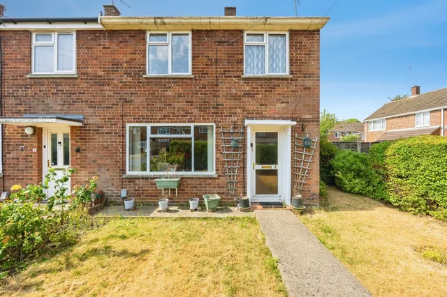 Palmer Avenue, Aylesbury, photo 1