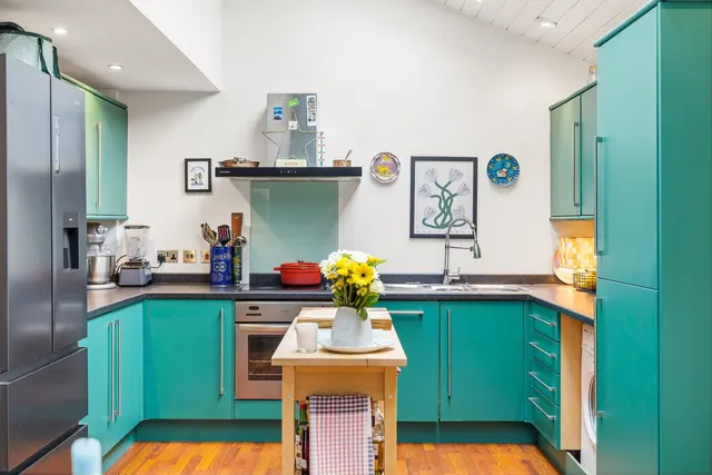 Photo 2 — Butchers Cottage, Southdowns Park, Haywards Heath, RH16 4NH