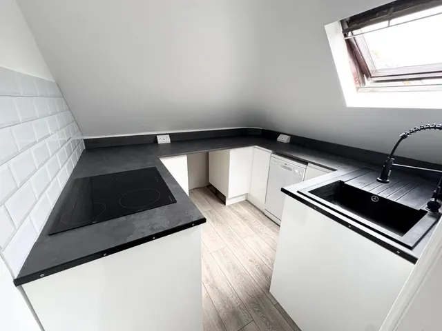 Photo 2 — Heron Court Road, BOURNEMOUTH