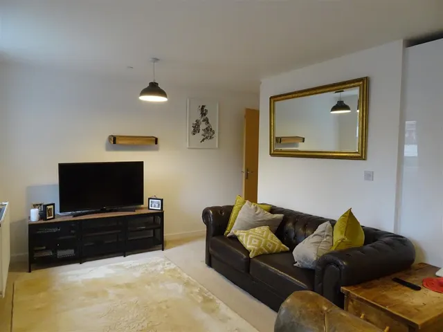 Lichfield Road, Sutton Coldfield, B74, photo 2