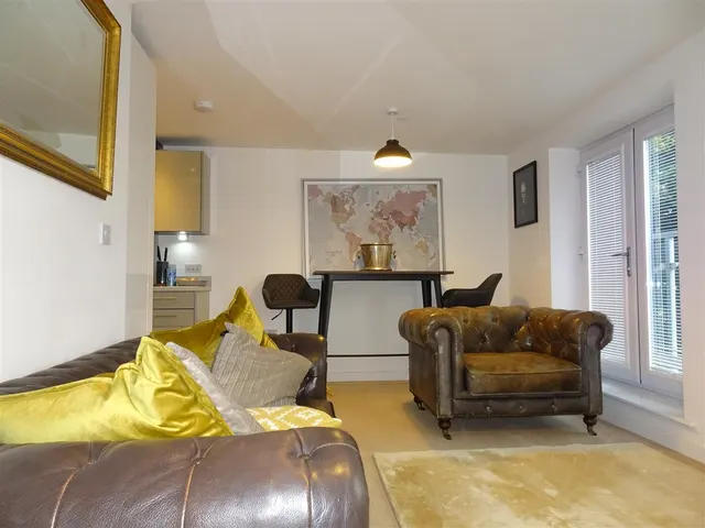 Lichfield Road, Sutton Coldfield, B74, photo 3