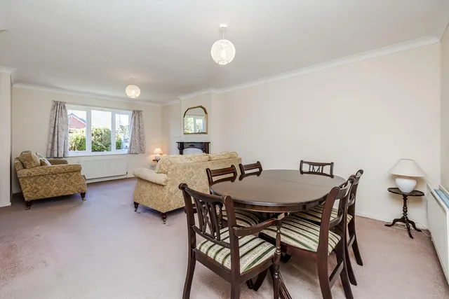 Old Station Court, Darras Hall, photo 2