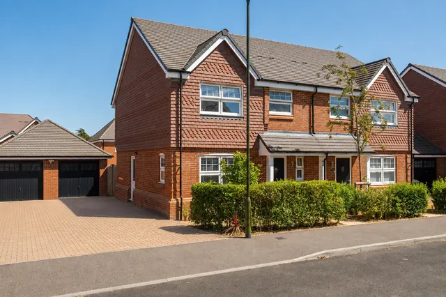 The Fairway, Hassocks, BN6, photo 1