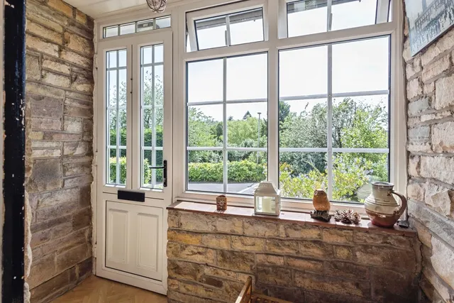 Photo 2 — Burnside Close, Stalybridge, Greater Manchester, SK15