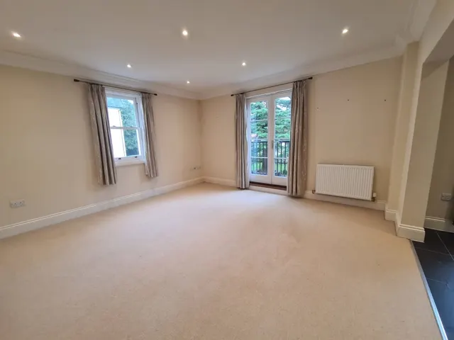 Wray Park Road, Reigate, RH2, photo 2