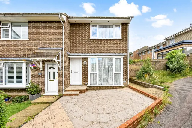 Mantell Close, Lewes, East Sussex, BN7 2EZ, photo 1