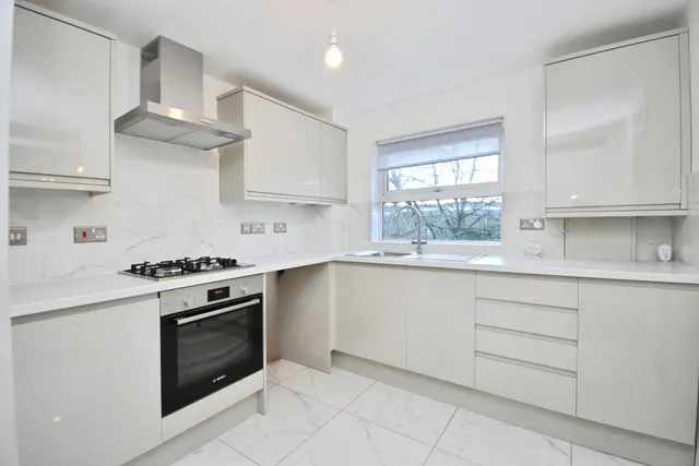 Greenwood Close, Sidcup, DA15, photo 2