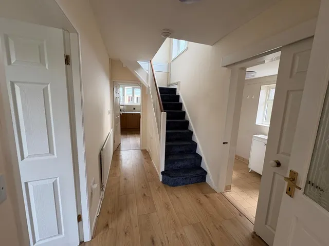 Shelley Avenue, Grantham, NG31, photo 3