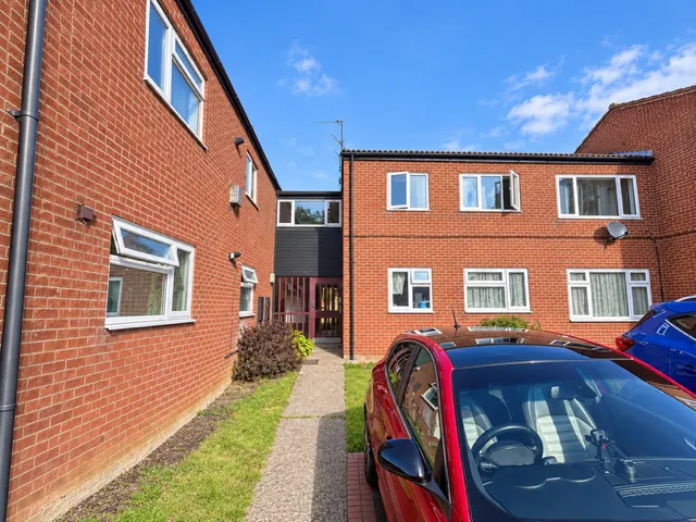 Trenchard Crescent, Chelmsford, CM1, photo 1