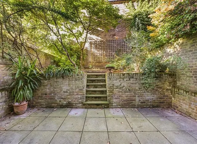 Photo 2 — Harcourt Terrace, South Kensington, SW10