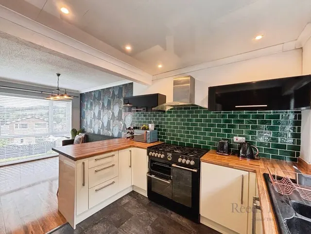 Photo 3 — Meadow Way, Lanchester, Durham, DH7
