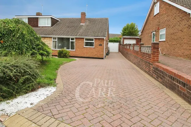 Hillside Crescent, Pelsall, WS3, photo 1
