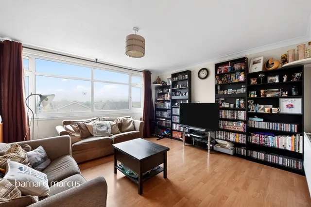 Photo 3 — Percy Bryant Road, Sunbury-On-Thames
