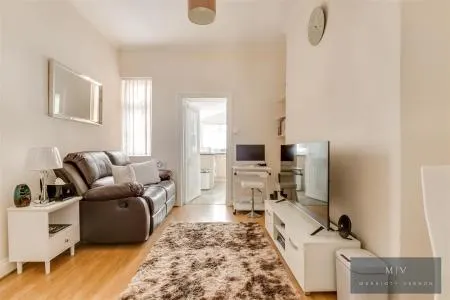 Selsdon Road, South Croydon, photo 1