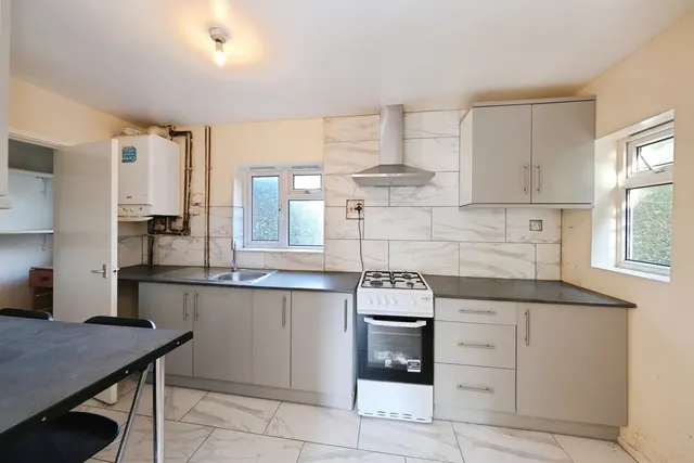 Boundary Road, Beeston, NG9, photo 2