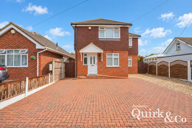 Mayland Avenue, Canvey Island, SS8, photo 1