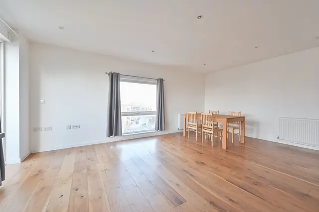 Photo 3 — 16 Clarke Court, 1 Heath Parade, Grahame Park Way, London