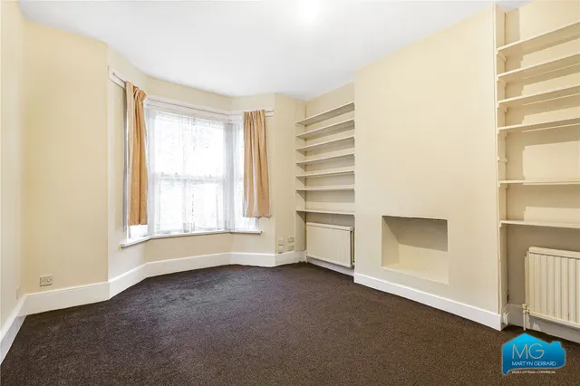 Avenue Road, London, N14, photo 3