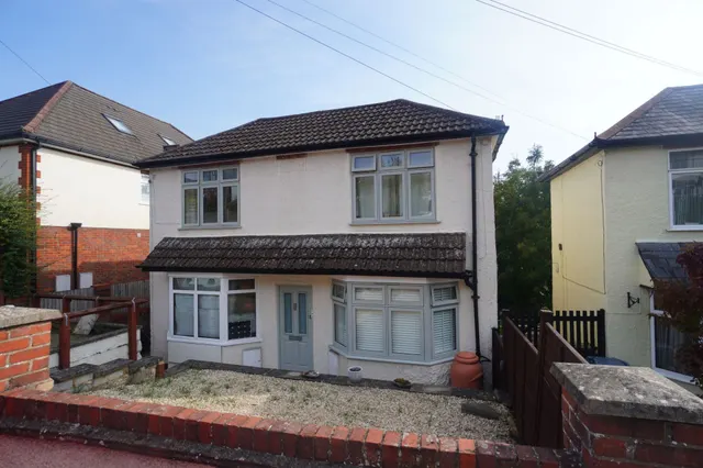 Chapel Lane, High Wycombe, HP12, photo 1