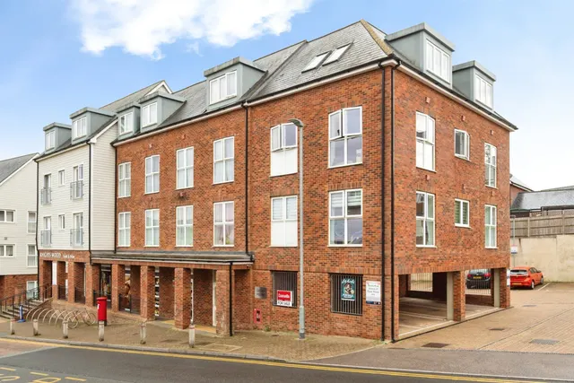The Avenue, TUNBRIDGE WELLS, photo 1