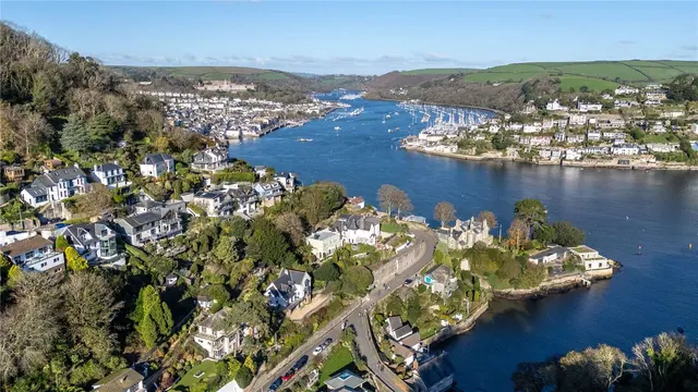 Photo 3 — Swannaton Road, Dartmouth, Devon, TQ6 9RL