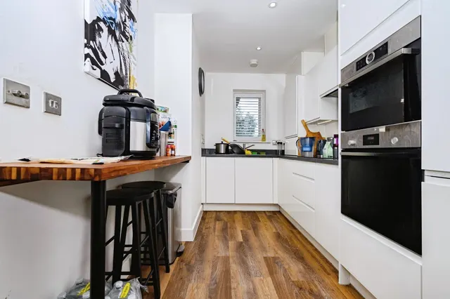 School End Crescent, Hemel Hempstead, HP1, photo 3