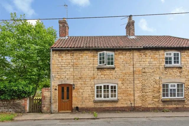 High Street, Leadenham, Lincoln, Lincolnshire, LN5, photo 1