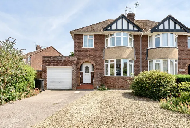 Lambourn Road, Keynsham, BS31 1PR, photo 1
