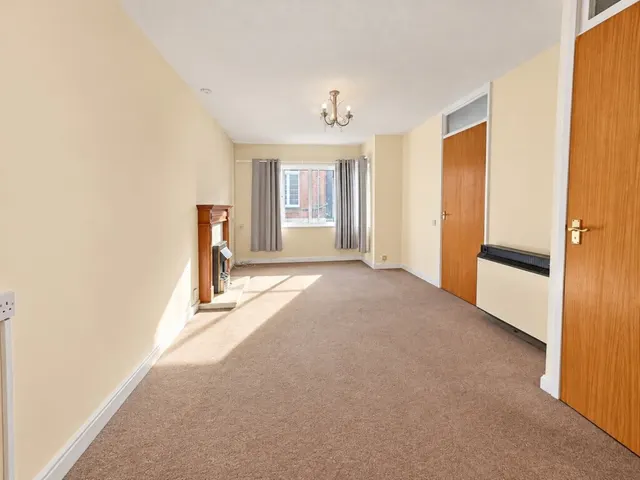 Victoria Street, Weymouth, DT4, photo 2